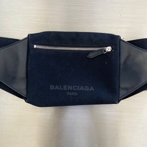 Men’s Cross Body Balenciaga